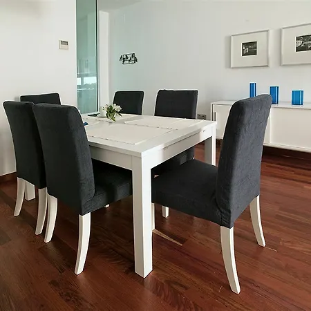 Azz Torre De La Plata Apartman Sevilla